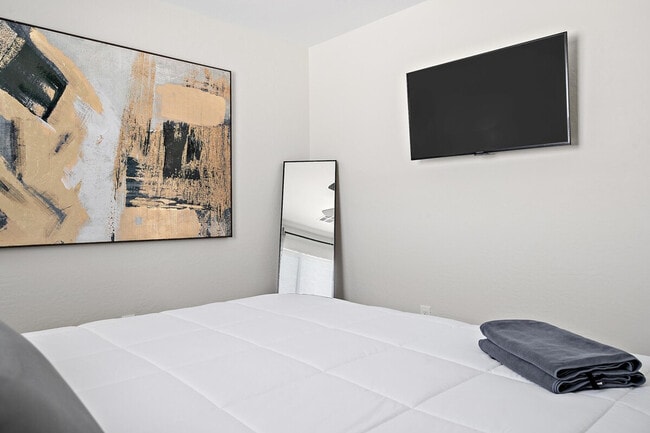 Photo - 1801 E Raymond St Unit SI ID1244347P