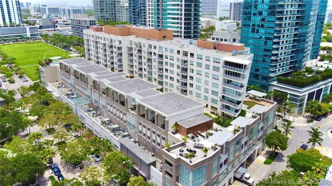 Photo - 3256 NE 1st Ave Unit ID1044511P