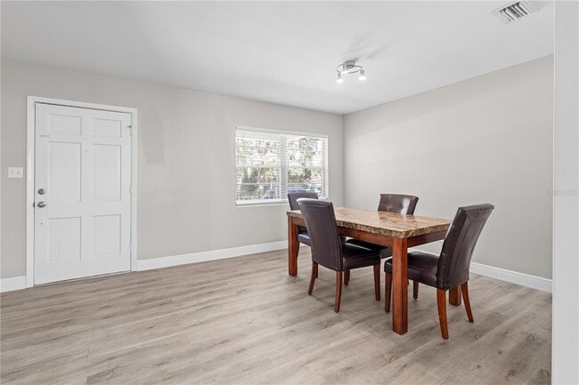 Photo - 121 NW 29th St
