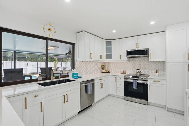 Photo - 208 Erie Dr Unit SI FL1-ID1355591P