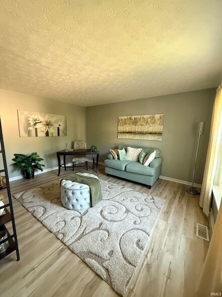 Building Photo - 4816 N Ashcroft Ln