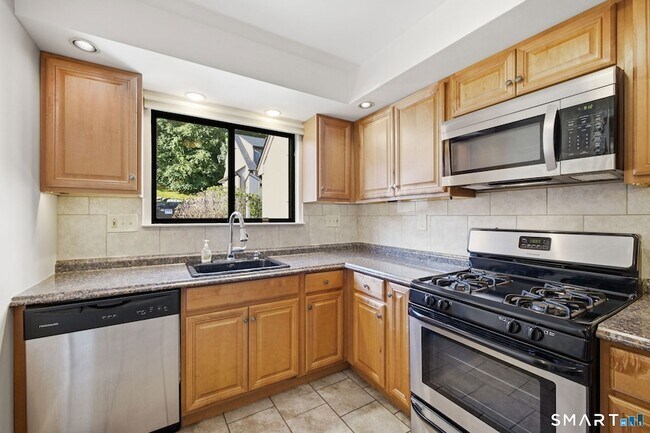 Photo - 67 Cambridge Ct