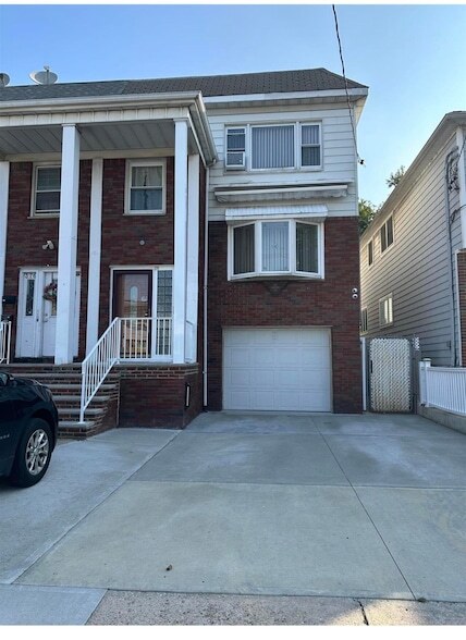 Building Photo - 374 Cator Ave Unit 1