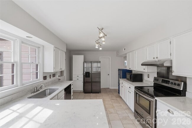 Photo - 805 Farm Tree Ln Unit 23