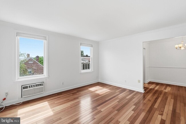 Photo - 906 S Washington St Unit 307