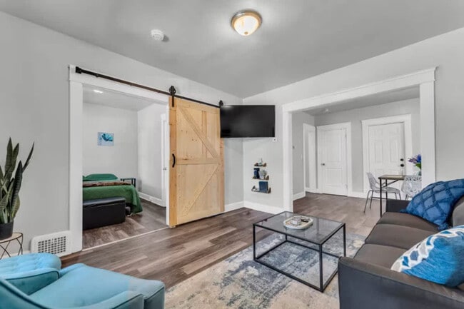 Building Photo - 1817 Mayview Ave Unit SI ID1496054P