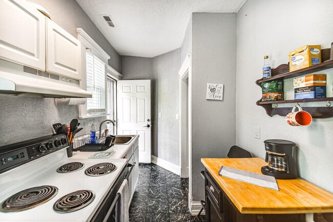 Photo - 9501 Granby St Unit SI ID1386110P