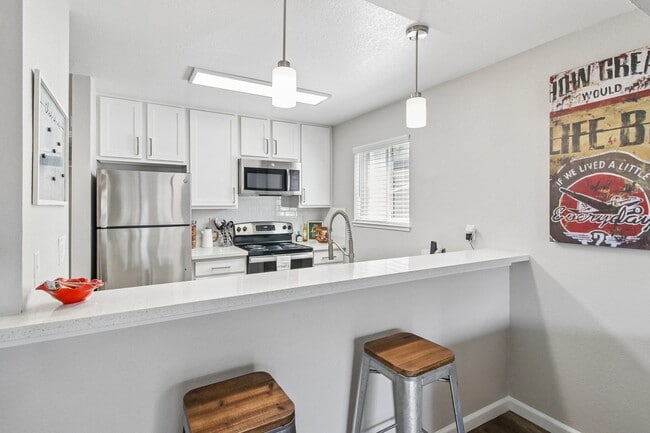 Building Photo - Terra House Apartments