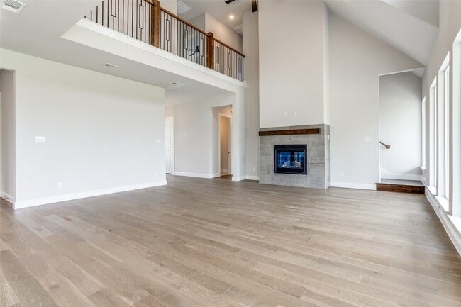 Photo - 805 Concord Ct