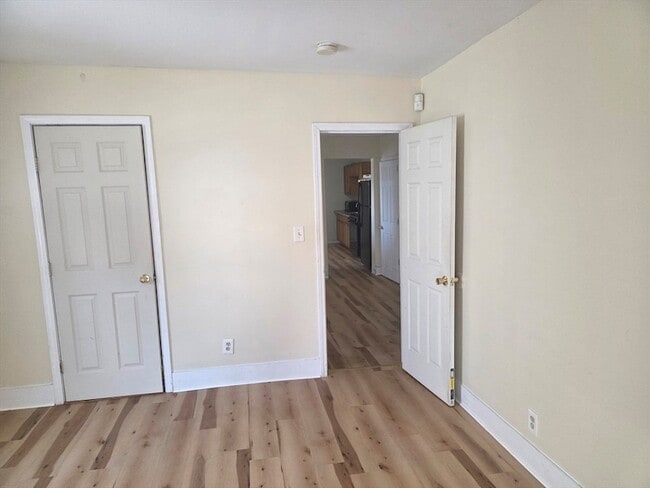 Photo - 210 Farnham St Unit 1