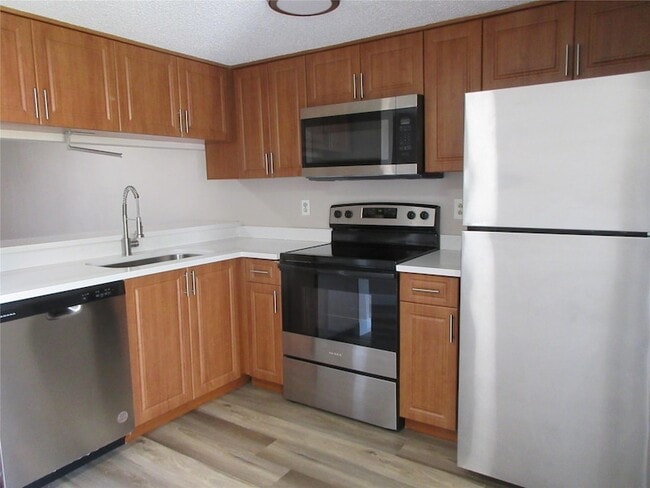 Photo - 11515 NW 44th St Unit 11515