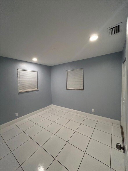 Photo - 1481 NW 2nd St