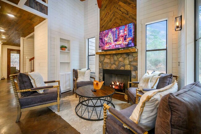 Photo - 295 Apple Rdg Ln Unit ID1370183P