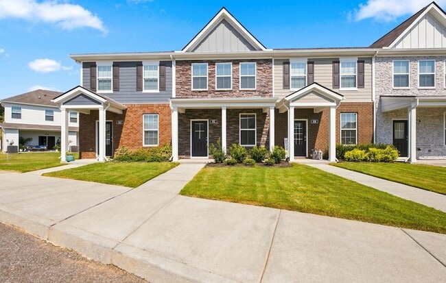 Building Photo - 812 Quinn Dr