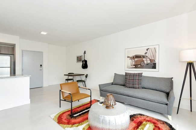 Photo - 1710 SW 27th Ave Unit ID1272101P