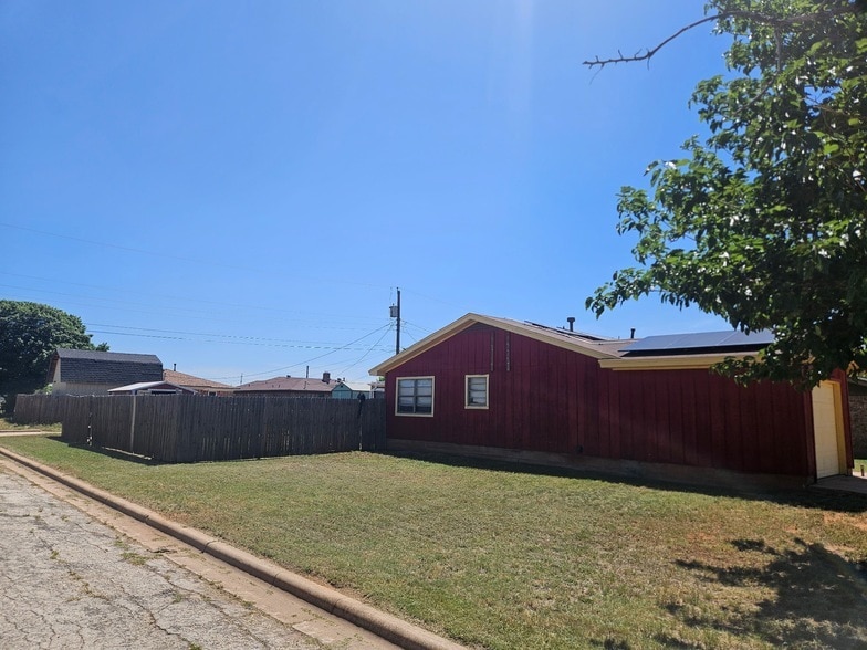 Photo - 5301 Fairmont St
