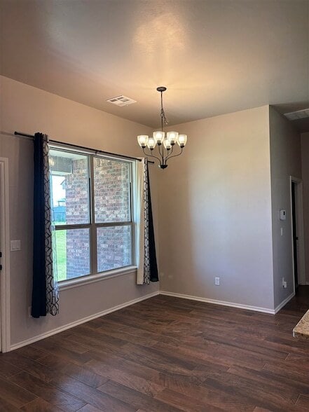 Photo - 2209 E Grassland Ln