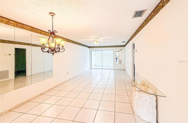Photo - 2604 Woodgate Ln Unit J6