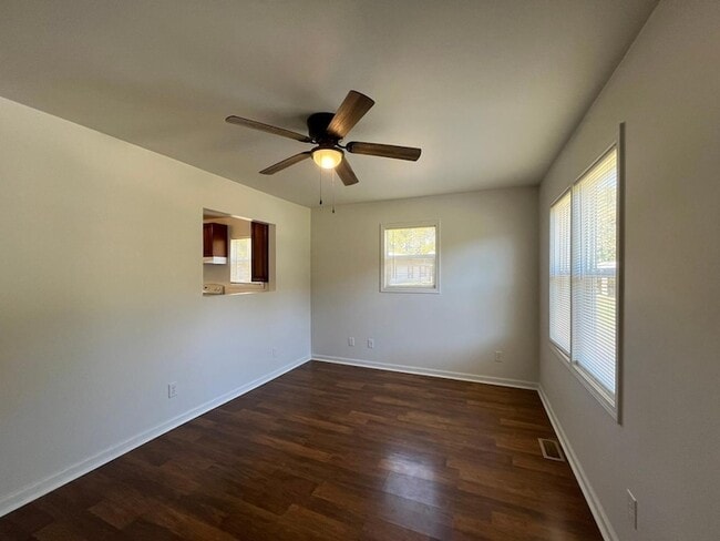 Photo - 8324 Stephenson Rd