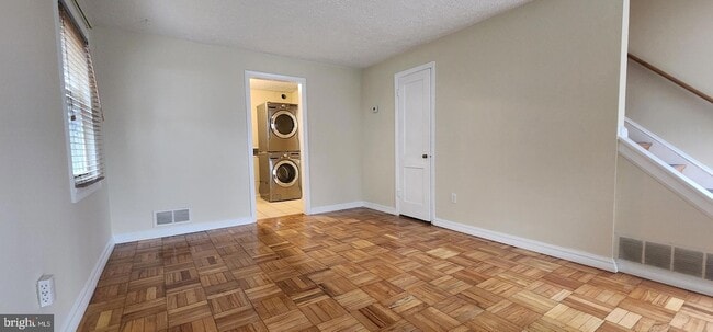 Photo - 5830 Biscayne Dr