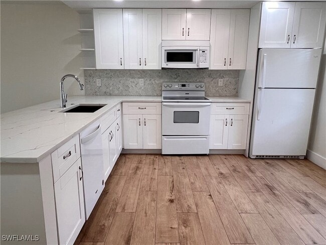 Building Photo - 123 Palm Dr Unit 2861