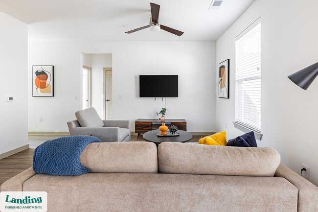 Photo - 1000 Henderson St Unit 239.1407742