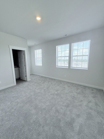 Photo - 420 Seneca St