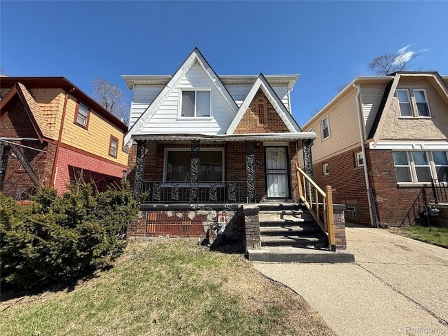 Building Photo - 16206 Snowden St