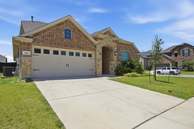 Building Photo - 700 Pistachio Pkwy