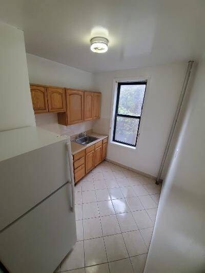 Photo - 41-30 43rd St