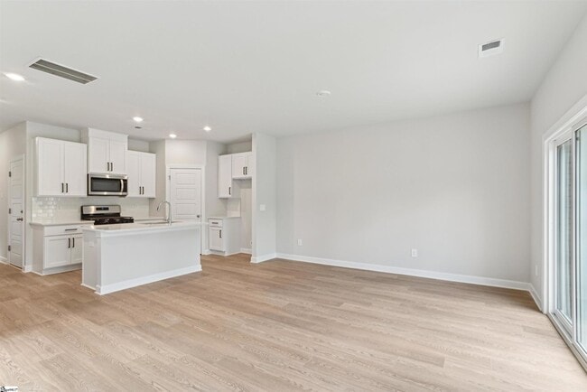 Photo - 7 Gramercy Wds Ln