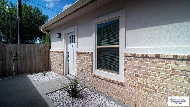 Photo - 312 E Magnolia Ave
