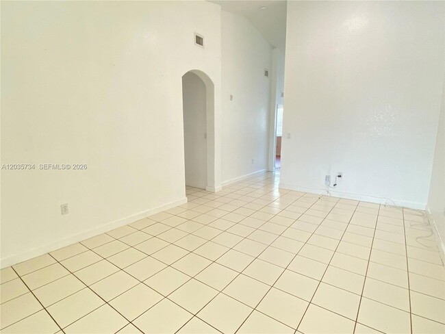 Photo - 1658 SE 28th Ct Unit 201