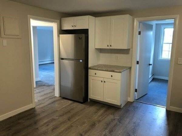 Photo - 175 Millwood St Unit R1
