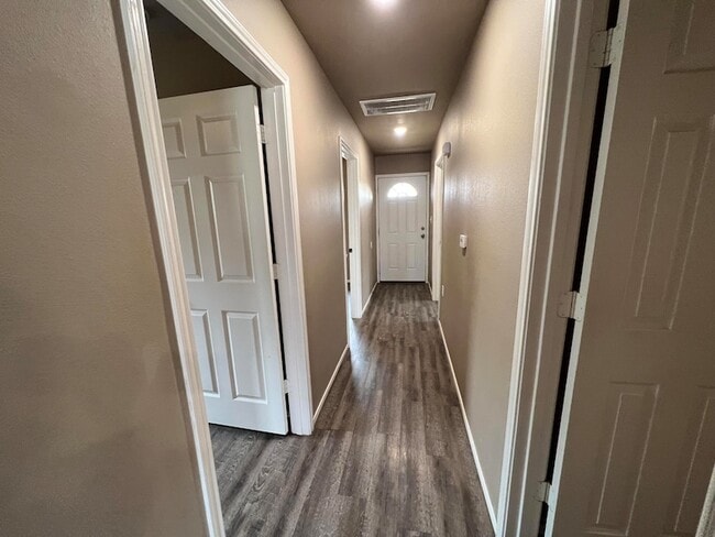 Photo - 2914 E Cornell St