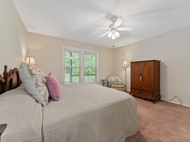 Photo - 42 Basildon Cir Unit SI ID1621842P