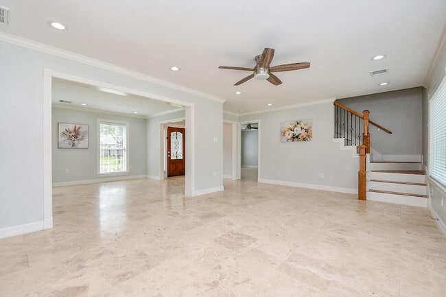 Photo - 707 Thistlewood Dr