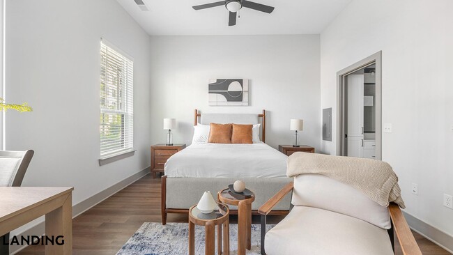 Building Photo - 1310 Hillside Ave Unit 301