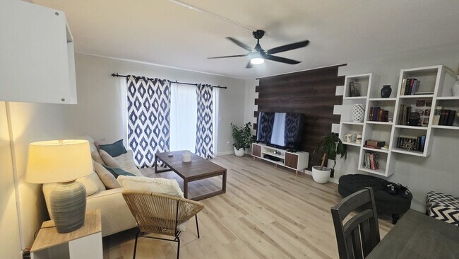 Photo - 31 Inlet Harbor Rd Unit ID1255480P