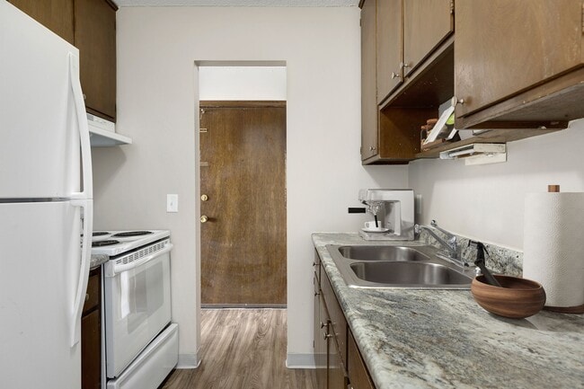 Photo - Garden Grove Apartments
