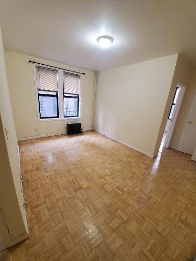 Photo - 41-30 43rd St