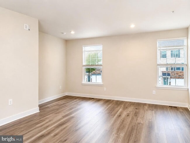 Photo - 340 Paca Gardens Ln