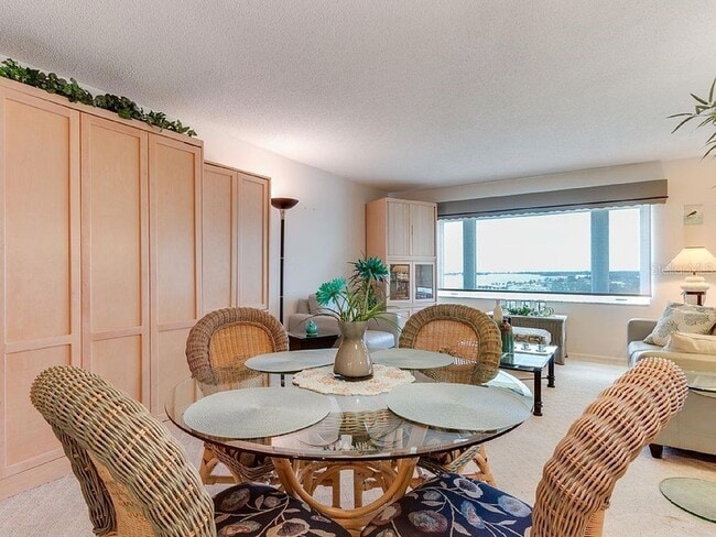 Photo - 4725 Cove Cir Unit 906