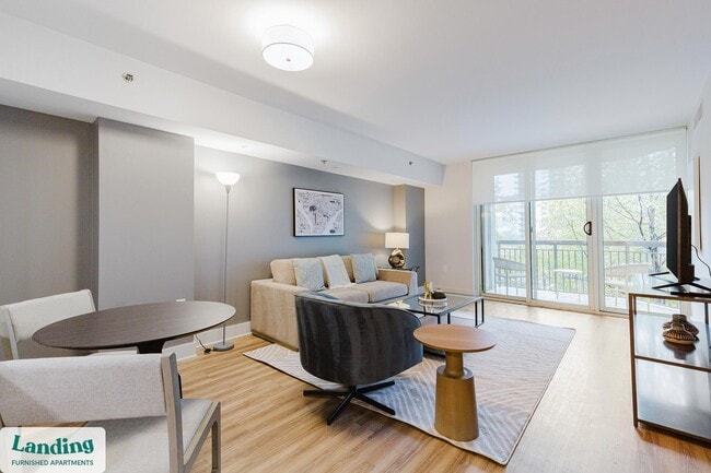 Photo - 1221 S Eads St Unit 01-0418.1407421