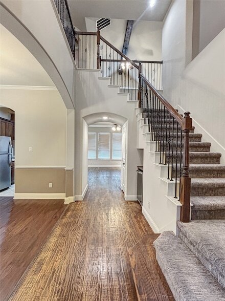 Photo - 341 Oxford Pl