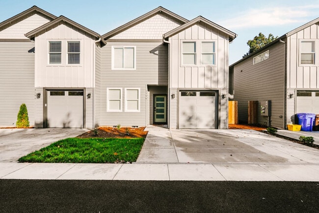 Photo - 3202 NW Division St Unit ID1334341P