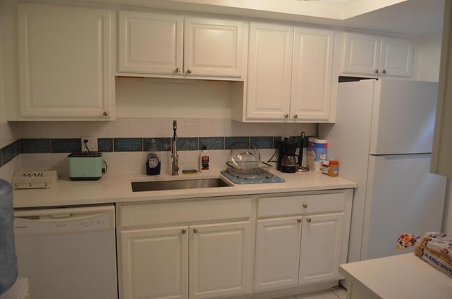 Photo - 658 NE 6th Ct Unit E