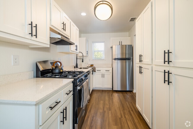 1BR, 1BA - 761SF - Upstairs Kitchen - The AVA Apartments