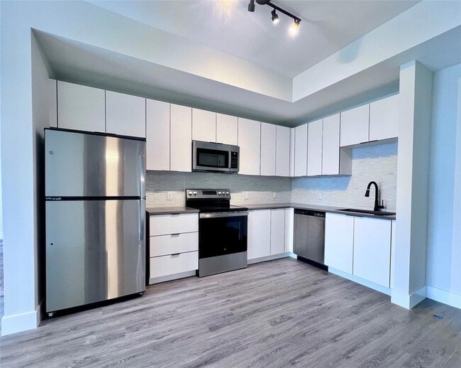 Photo - 3300 Boutwell Rd Unit A220