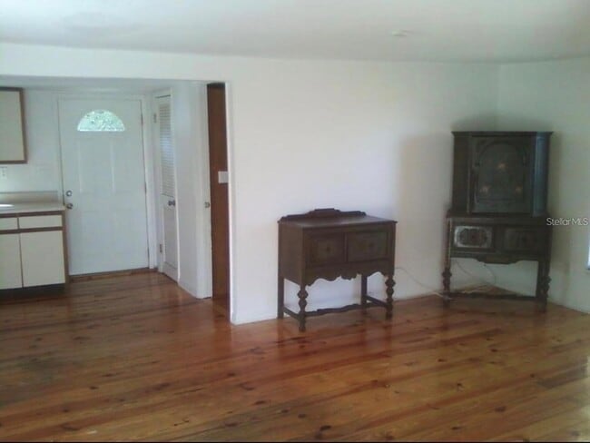 Photo - 7205 S Manhattan Ave